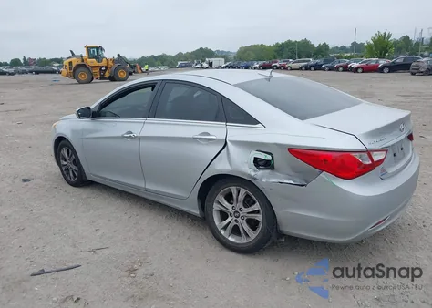 2013 Hyundai Sonata Limited из США, поврежденный, VIN 5NPEC4AC4DH581900
